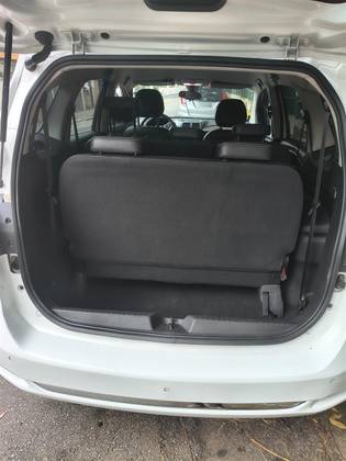CHEVROLET SPIN 1.8 PREMIER 8V FLEX 4P AUTOMÁTICO CHEVROLET SPIN 1.8 PREMIER 8V FLEX 4P AUTOMÁTICO